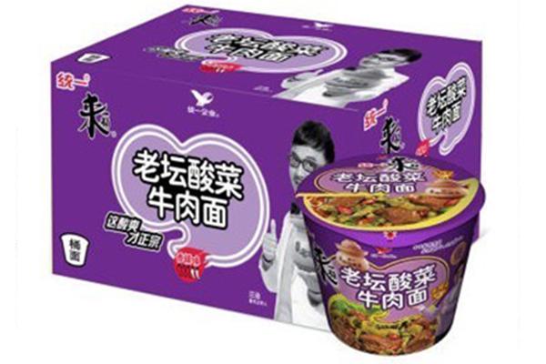 统一*老坛酸菜牛肉面120克（桶)